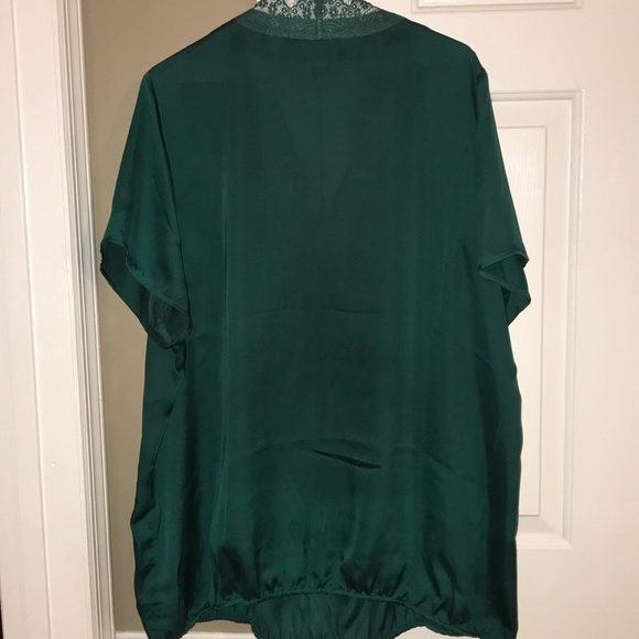 Polyester satiny material blouse w/lace neckline - Picture 3 of 7